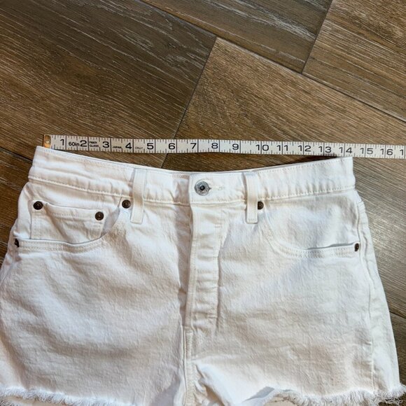 Levi's 501 women's white denim button fly cut off Daisy Duke shorts sz 29 - Picture 5 of 14